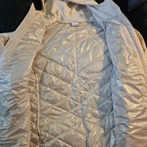 Columbia Women's Cream Hooded Jacket